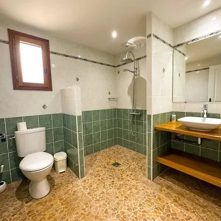 Ferienhaus Cosy Remote Work Retreat 9 Guests Aubeterre *