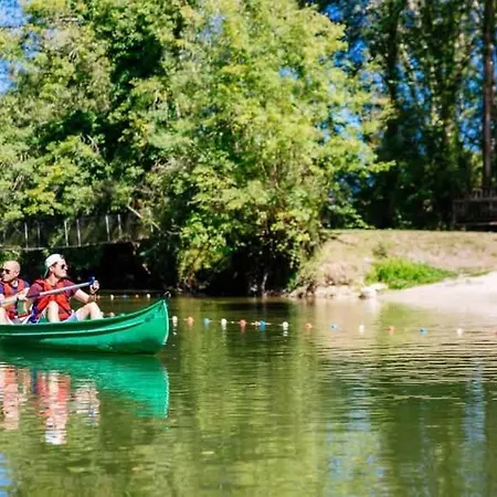 Cosy Remote Work Retreat 9 Guests Aubeterre Ferienhaus