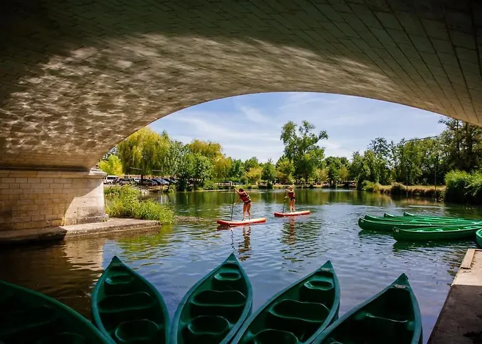 Cosy Remote Work Retreat 9 Guests Aubeterre